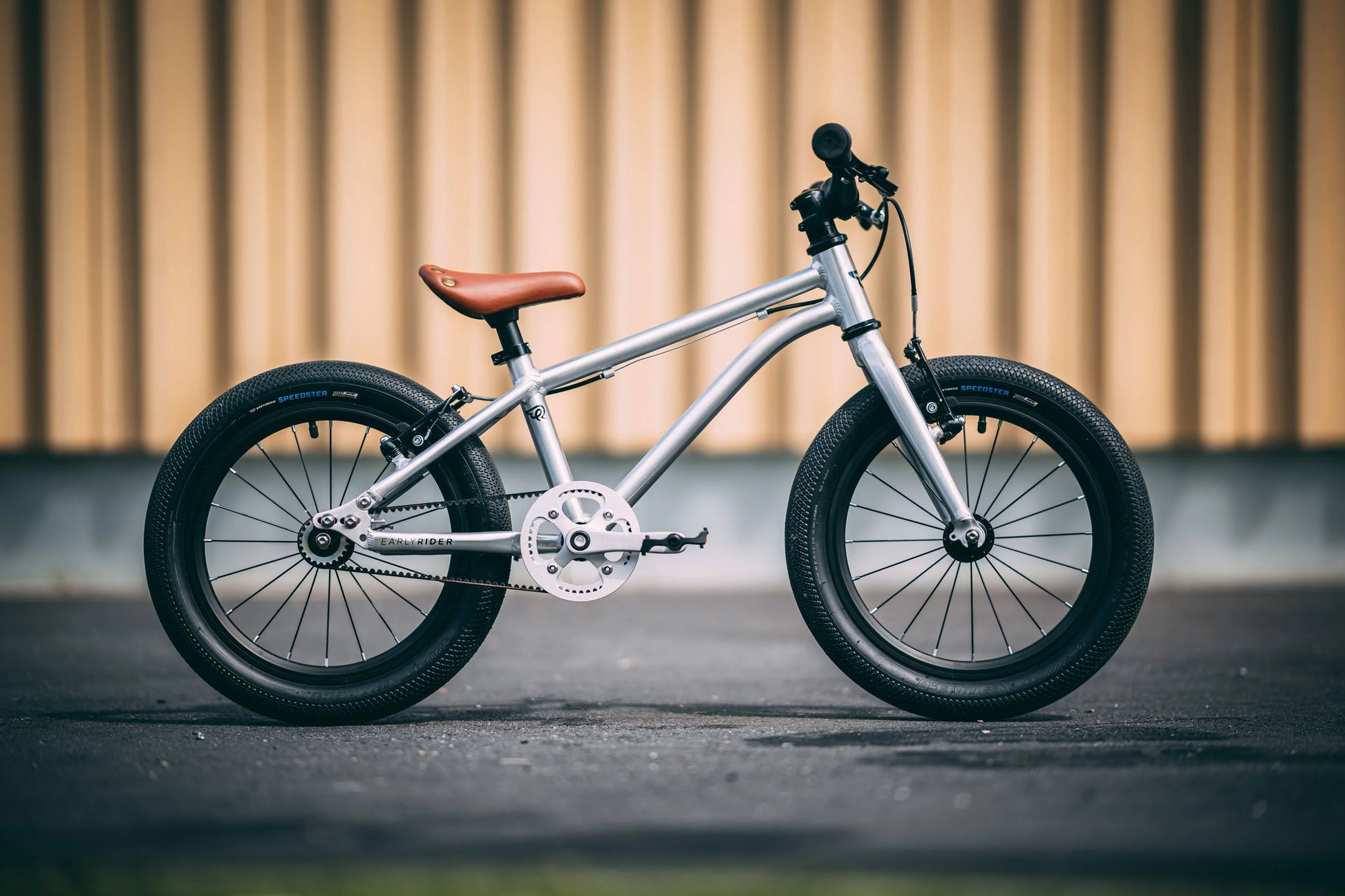 Bicicleta copii EARLY RIDER Belter 16" Brushed Aluminium argintiu aluminiu asfalt