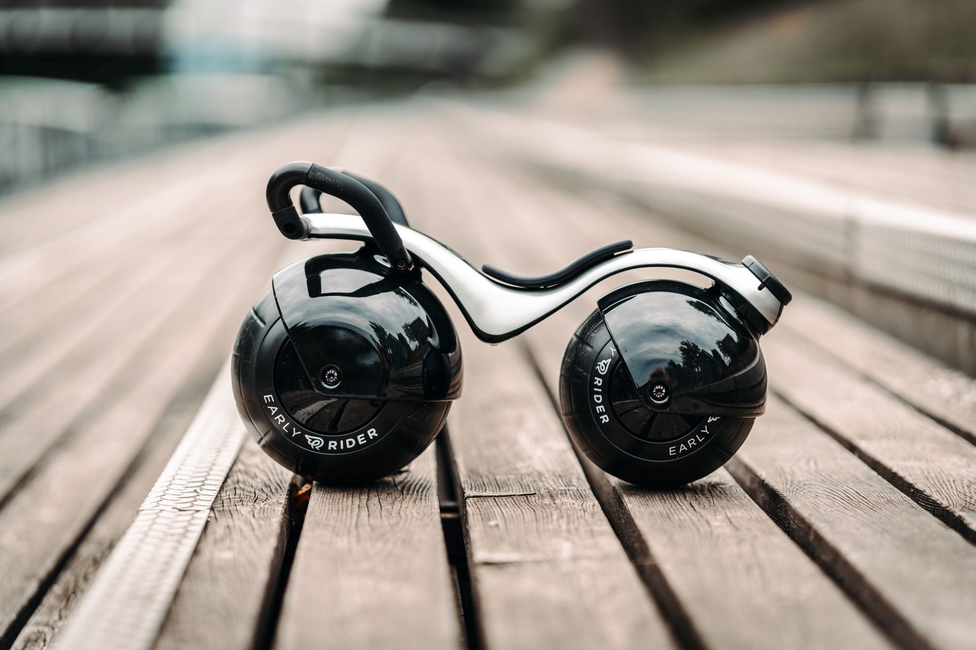 Bicicleta balans copii EARLY RIDER Super Velio 10 luni - 24 luni pod lemn