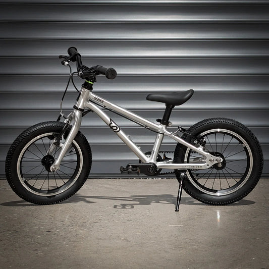 Cric EARLY RIDER pentru modelele 14" si 16"