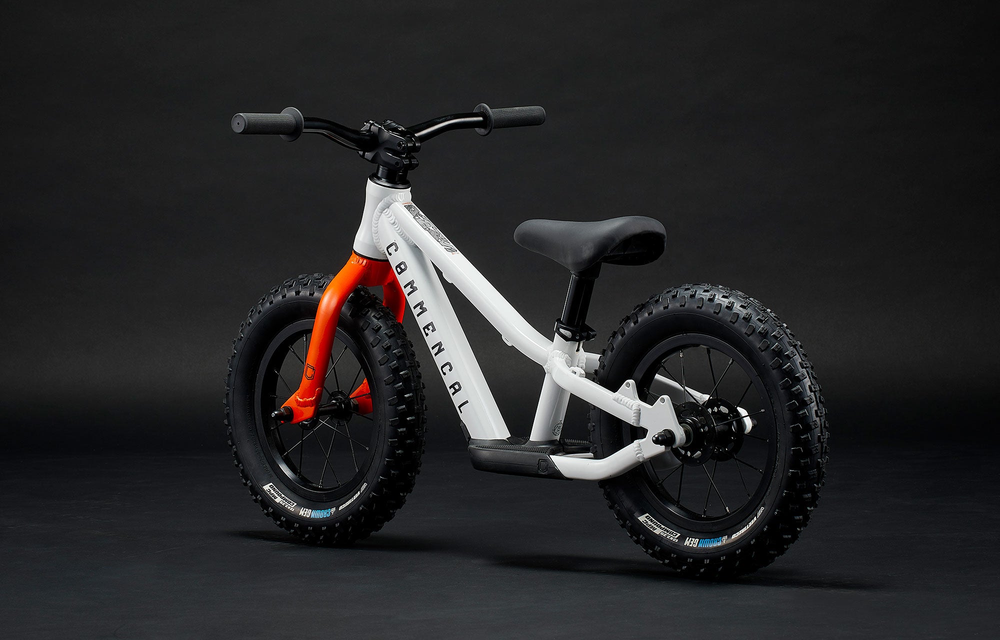 Bicicleta balans copii COMMENCAL Ramones 12″ PURE WHITE alb portocaliu spate